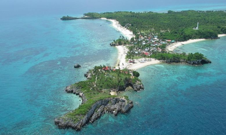 malapascuaislandtopview.jpg